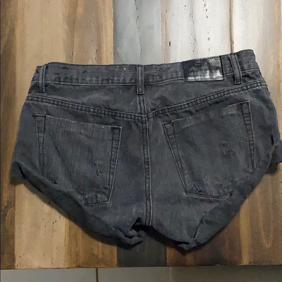 Black washed One Teaspoon - Picture 2 of 3